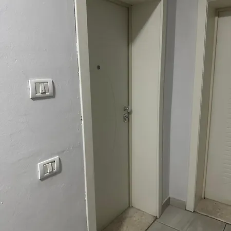 Alisia - Rruga E Barrikadave *