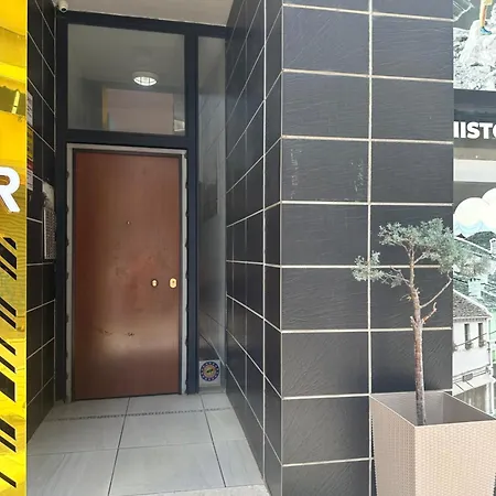 Alisia - Rruga E Barrikadave Apartman Tirana